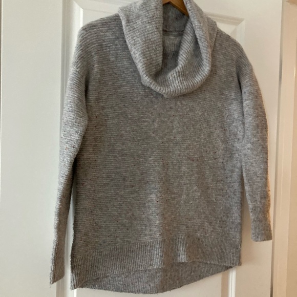 LOFT small sweater gray cowl neck ribbed - Picture 5 of 12